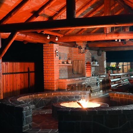 Dio Vendeghaz Hotel Praid Bagian luar foto