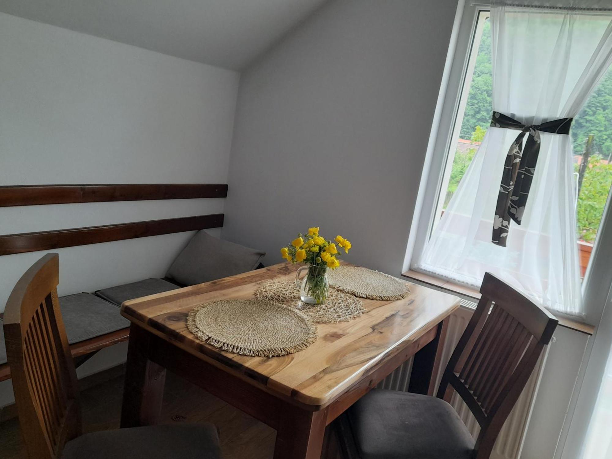 Dio Vendeghaz Hotel Praid Bagian luar foto